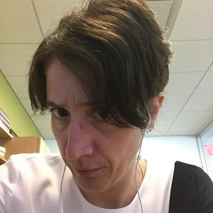 Meet your Posher, Nidia